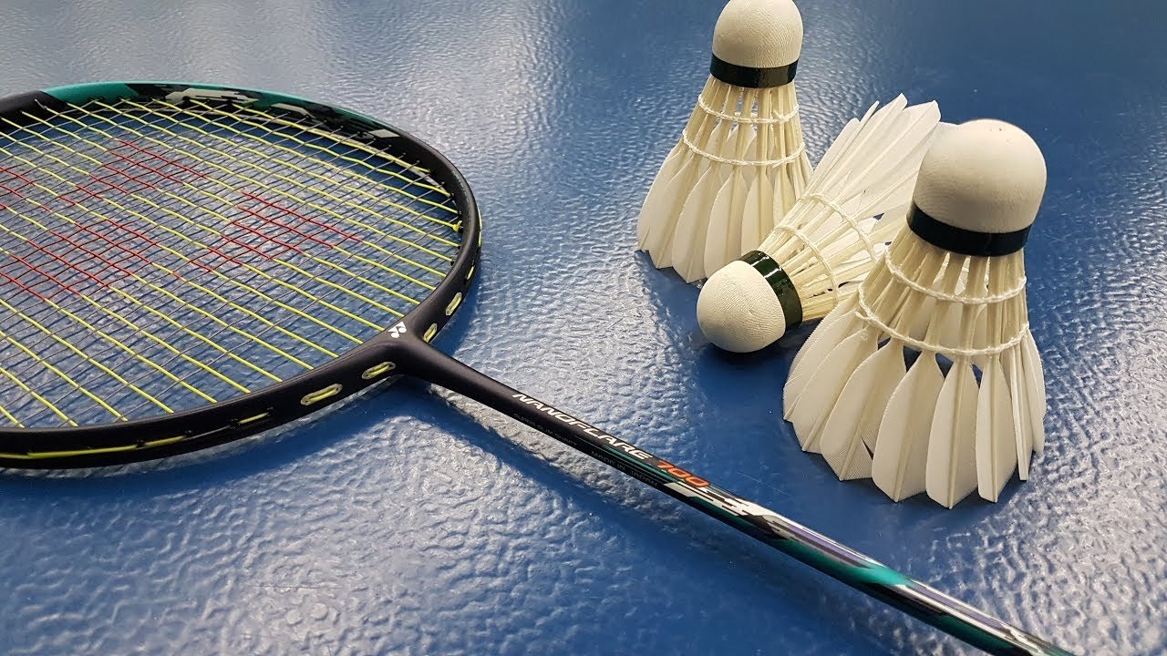 vot-yonex-nanoflare-700-chinh-hang-2019-1