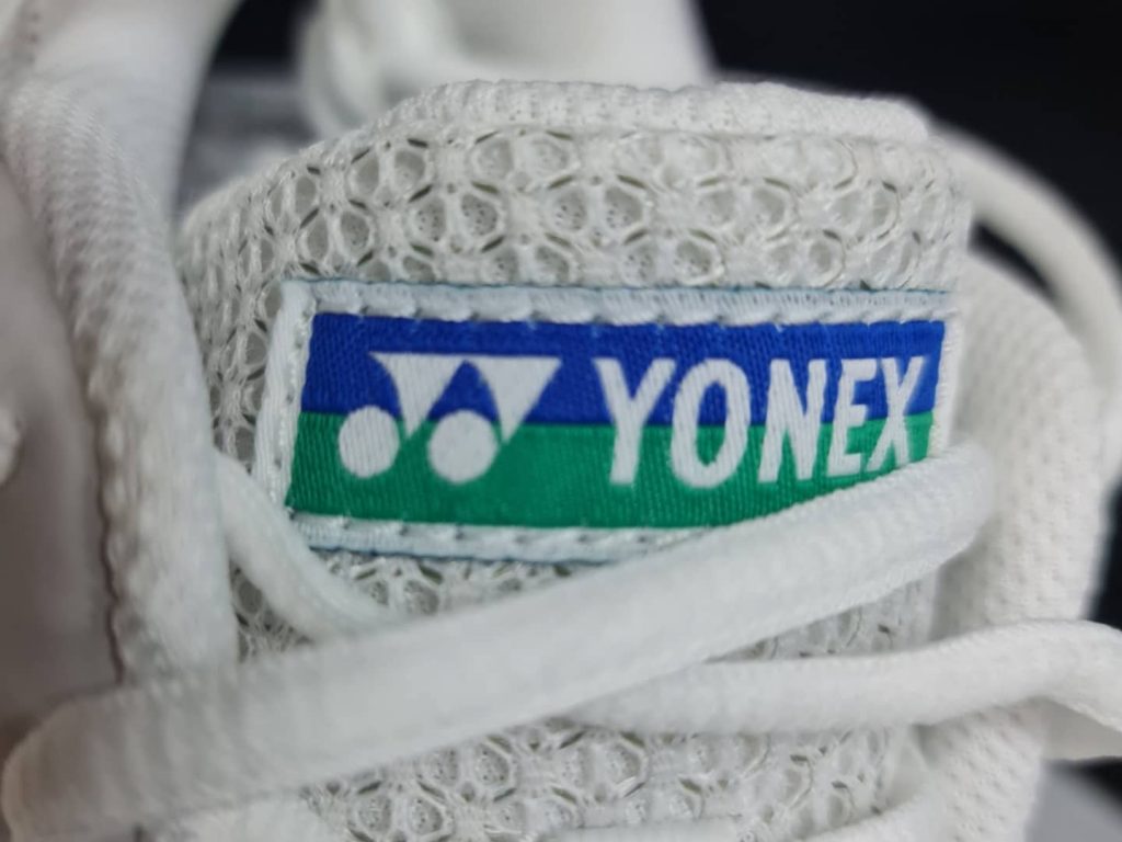 giay-cau-long-yonex-75th-65z2-women-new-2021-6