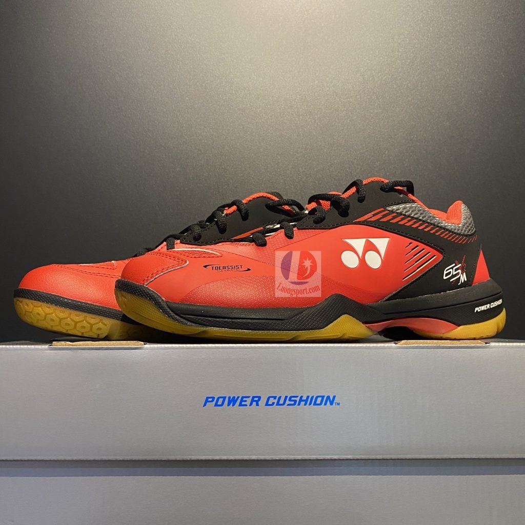 top-giay-cau-long-nam-2020-nam-nu-cao-cap