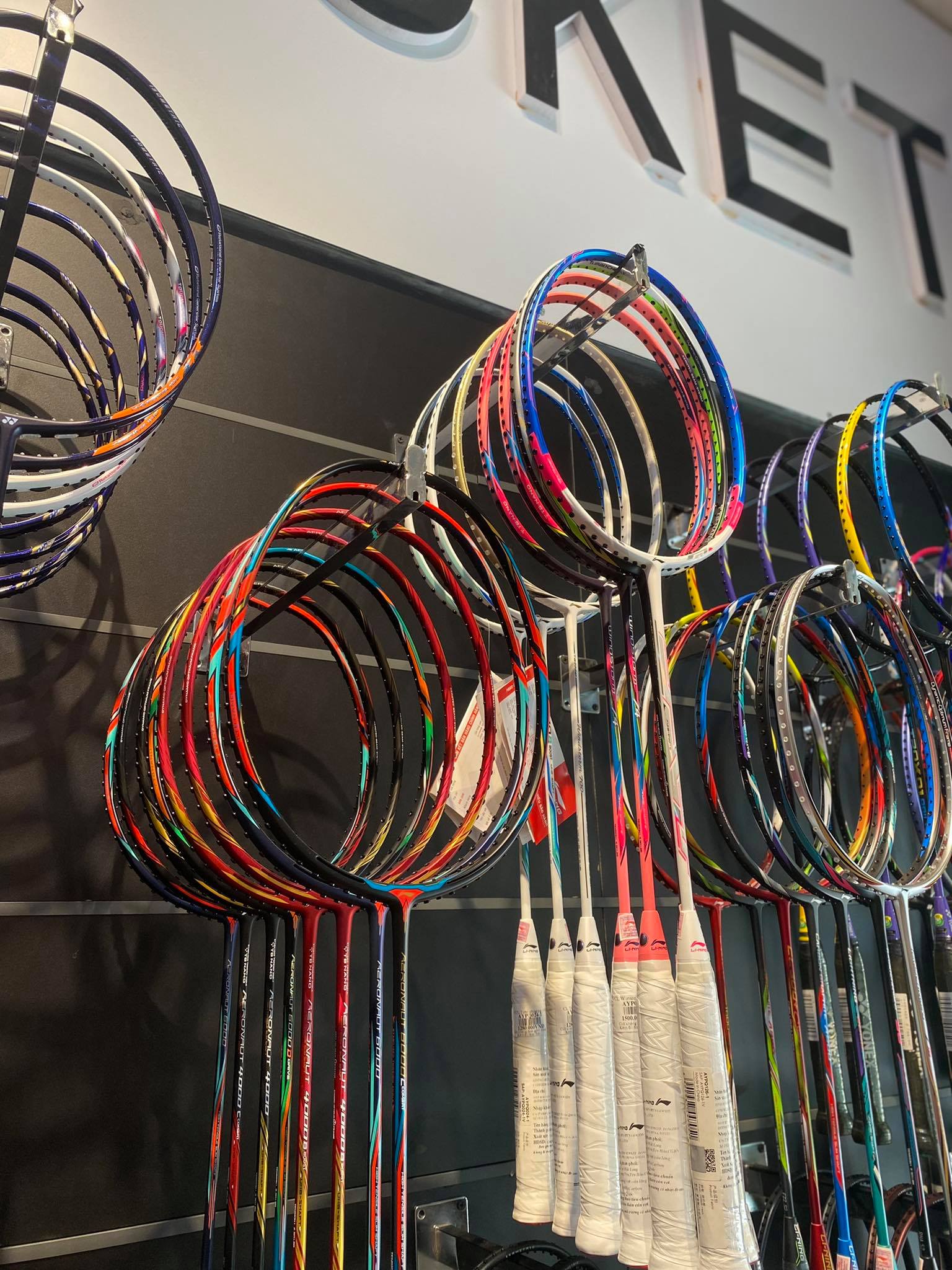 dia-chi-ban-vot-cau-long-quan-9-chinh-hang-uy-tin