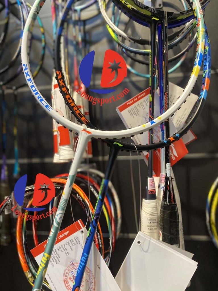 vot-cau-long-lining-axforce-jr-black-chinh-hang-2022