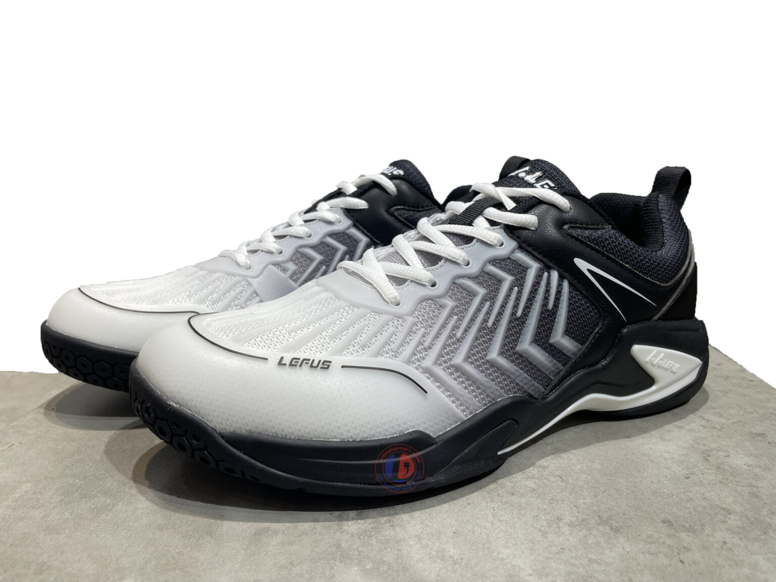 Giày Cầu Lông Lefus L029 - Trắng Đen