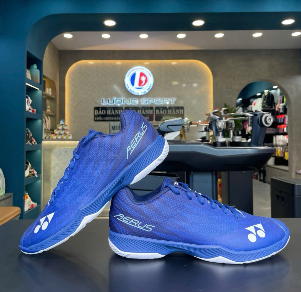 giay-cau-long-yonex-aerus-z-men-navy-blue-chinh-hang-2025-0